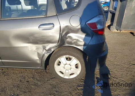 2013 Honda Fit from USA, damaged, VIN JHMGE8H30DC016151